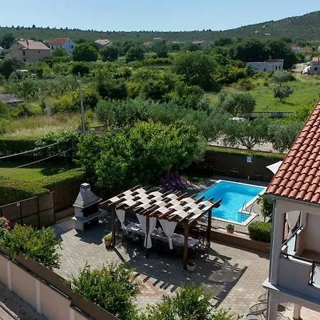 Kuca Za Odmor Lukic Villa Donje Rastane